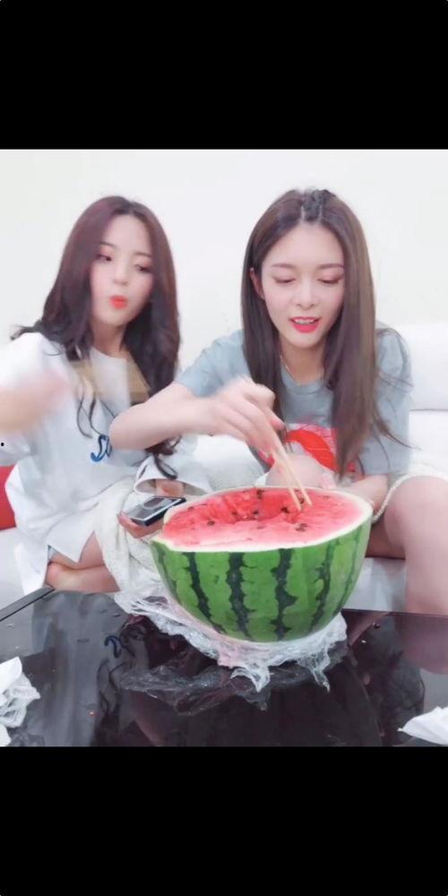 姐妹们开始吃瓜,娱乐圈最新瓜料，揭秘明星幕后故事