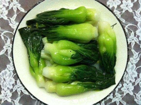 青菜哥教吃瓜,解锁夏日清凉新姿势