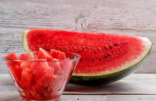 吃热瓜 尿浑浊,夏日热瓜与尿液浑浊现象的关联探究